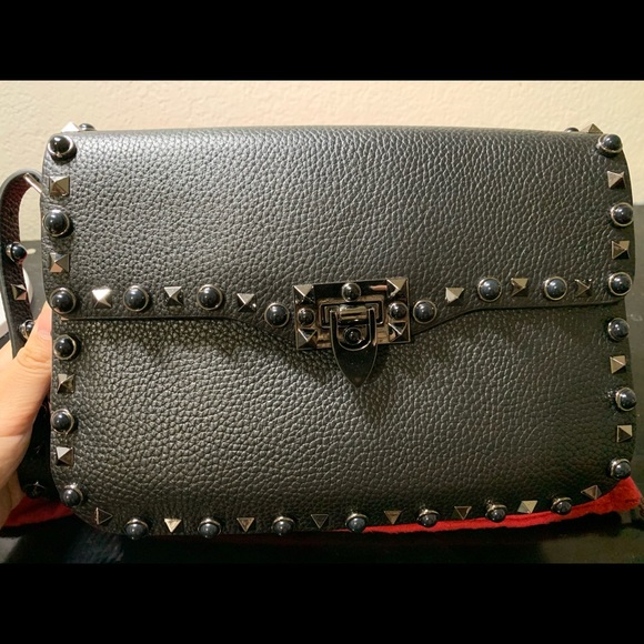 Black Valentino Rockstud Bag - Picture 6 of 10